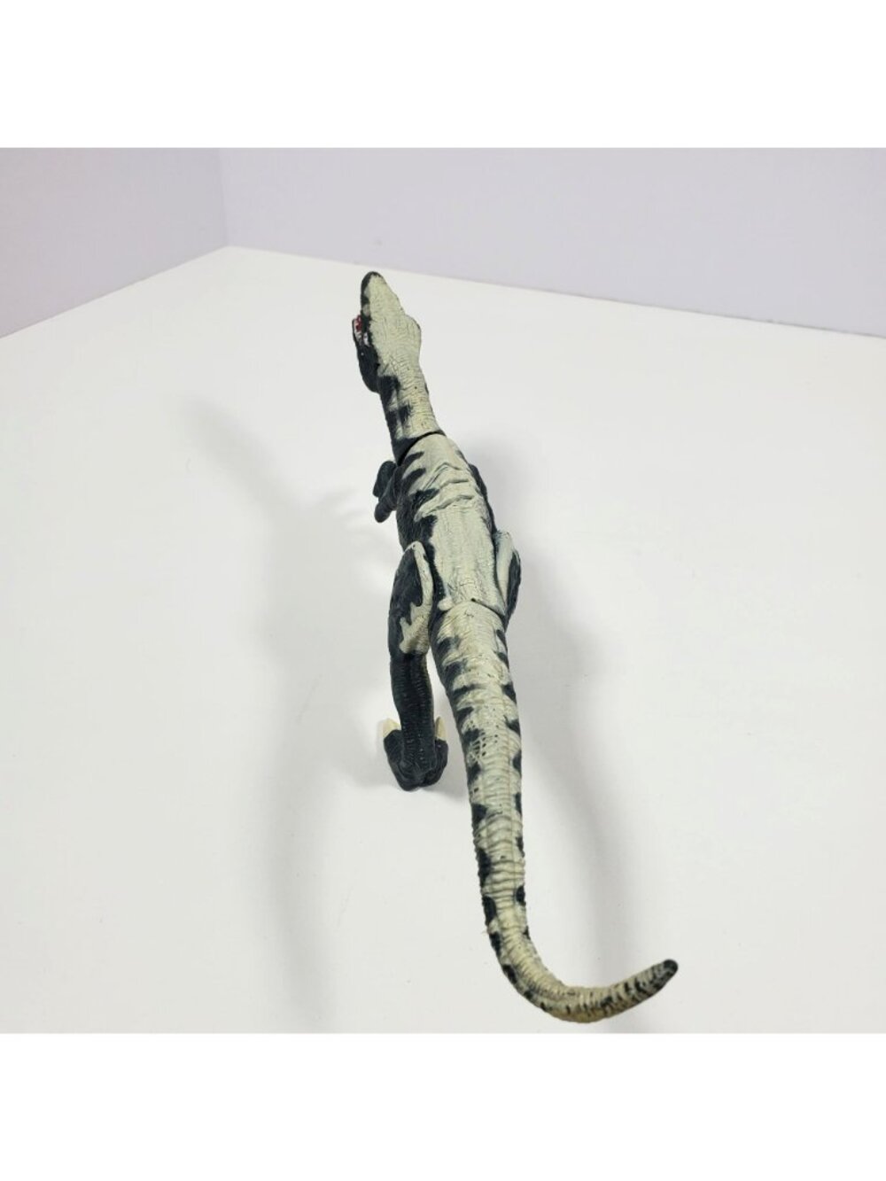 Velociraptor Cyclops Dinosaur Jurassic Park 1997 UCS Amblin - Picture 13 of 16